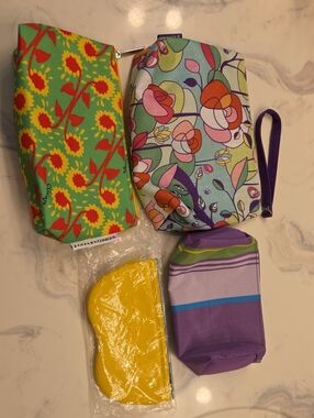 Clinique Make Up Bags Lot Of 4